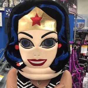 Meet your Posher, Linda